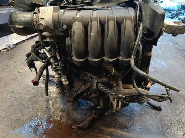 MOTEUR CITROEN / PEUGEOT 1.6 ESSENCE - Vue 5